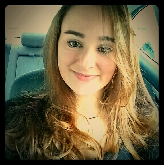 Meet your Posher, Sarah - Picture 1 of 1